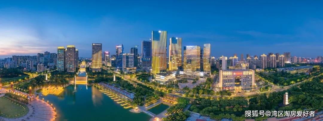 原创佛山地标建筑物 185米城市天际线!佛山封面级地标艺术品,仅此一座