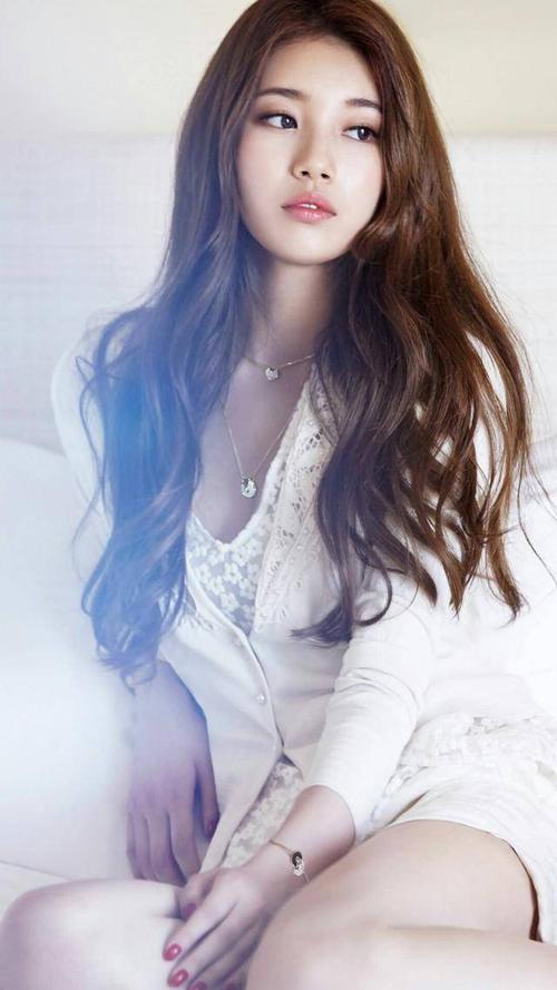 小米精选2018美女系手机壁纸——疯狂,可爱,性感,热辣