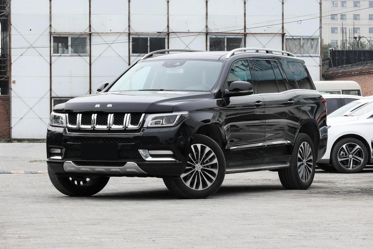 7月22日,北京越野官方正式发布了新款的bj90,价格依然不出所料,还是