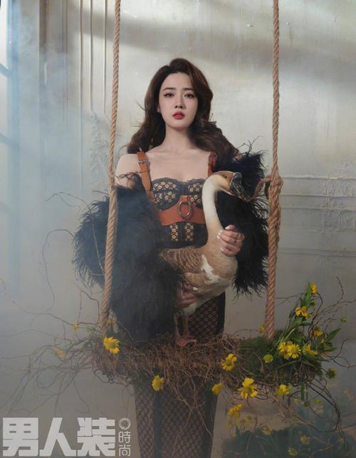 徐璐男人装封面大片##徐璐复古东方美
