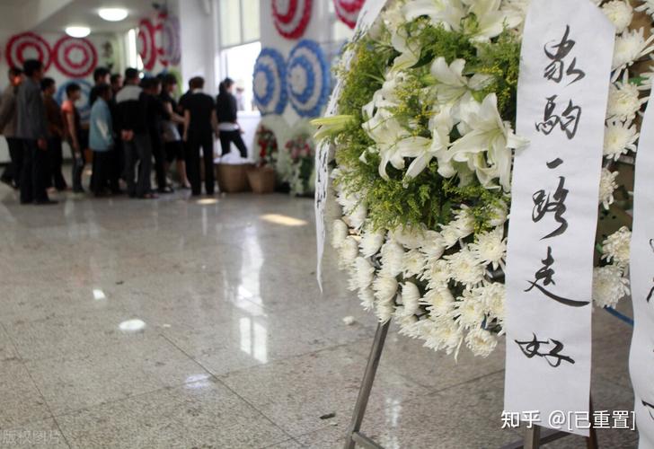 八宝山殡仪馆花圈:北京八宝山殡仪馆花圈挑选细节