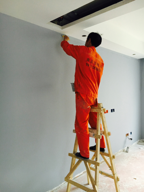 涂料实业有限公司      以上就是小编今天为你整理的有关艺术漆施工