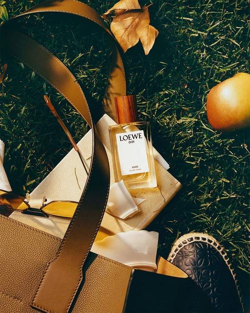 loewe最新夏日限定香水,风头高过事后清晨?