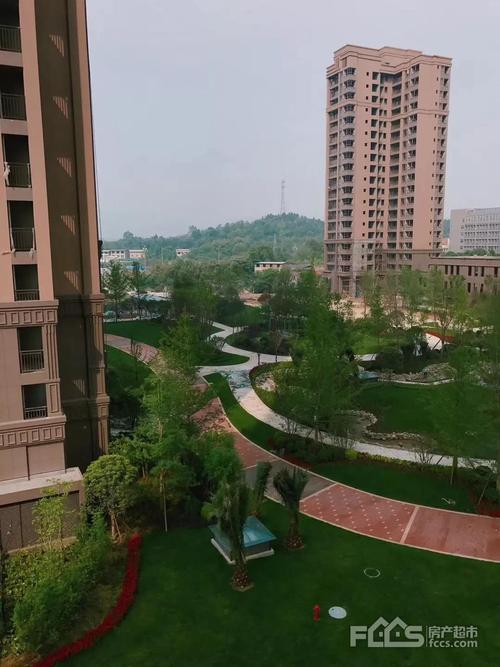 「中央公园:伸手就能拥抱的绿意盎然」- 中江房产超市