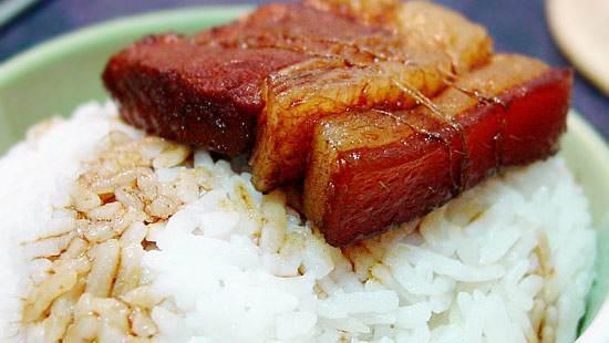 来一碗好米干饭把子肉,大口吃肉
