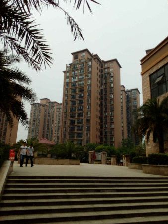 免中介带租约 梅溪湖地铁口 公务员小区 麓谷明珠 首付18万