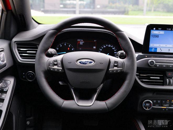 福克斯两厢降价优惠现车充足