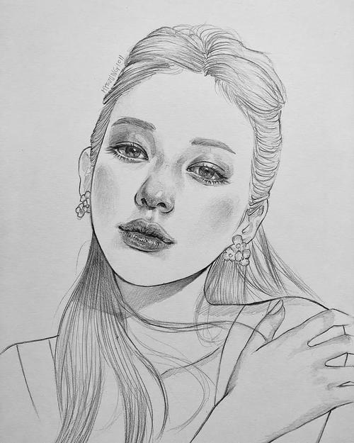 速写美女头像,教你如何画出五官神韵!_人物