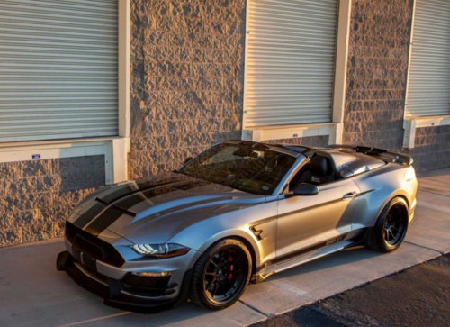 福特"超级眼镜蛇"更新,敞篷大v8!2.3t野马见它该喊啥?