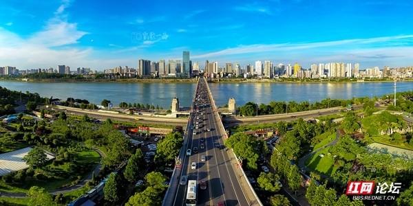 30年两岸对比图 呈现株洲发展巨变