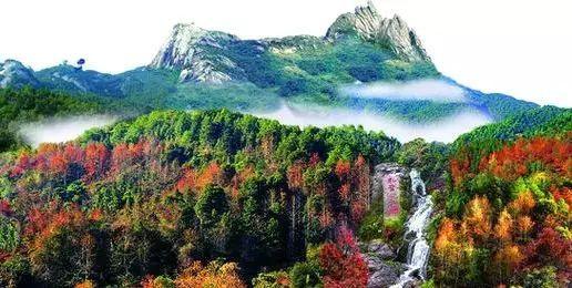 一,地理位置 是国家aaaa级景区 位于新丰县境内 105国道从度假村门口