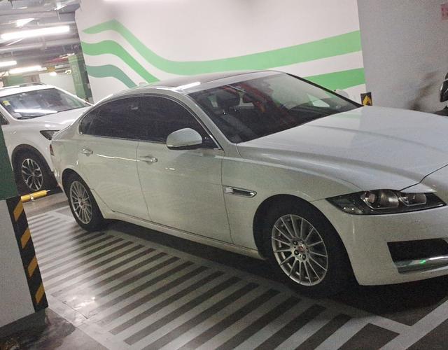 捷豹xfl200ps2017款20t自动豪华版国Ⅴ