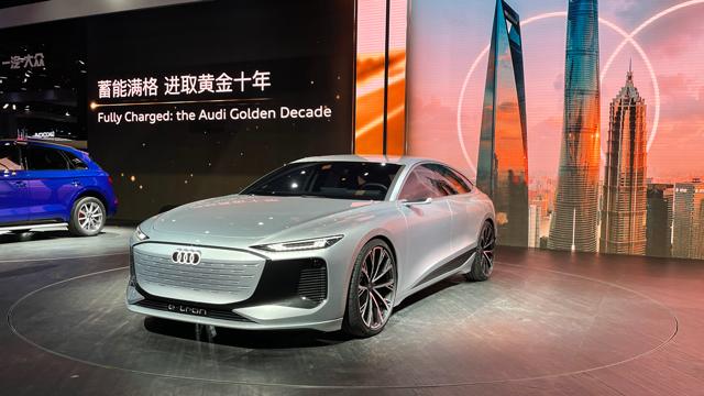 2021款奥迪a6l新能源三厢车