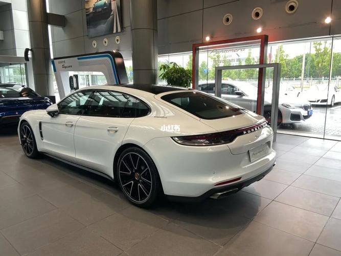 2021款帕拉梅拉4行政加长版_帕拉梅拉_行政_提车_手镯