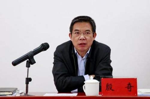 市委组织部副部长刘小芃,市委教育工委常务副书记杨庆山,市委教育工委