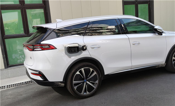 百公里加速4秒多国产最强插电混动suv现身比亚迪唐dmp实车首曝