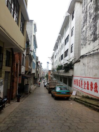 生活在寻甸:十字街记忆