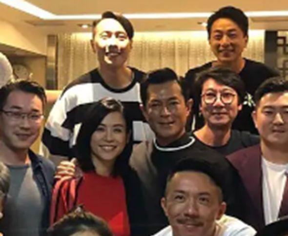 网友扒出古天乐买游艇,送玫瑰花给宣萱?太希望他们在一起了