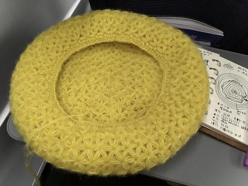 又在火车上钩帽子了,一回生二回熟(内有视频链接)