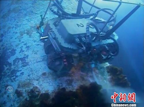 浙大哈姆机器人助力石油钻井平台海生物清洗