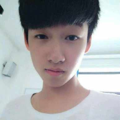 14岁男生头像真人版