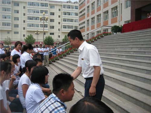 原平市实达中学_毕业典礼像_img-0618