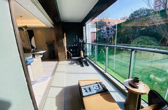 龙湖清能天奕4室2厅198㎡749万二手房图片