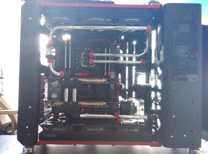 末代titan_x sli乔思伯mod1金属硬管