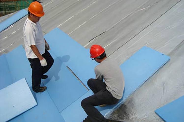 二,主要施工图纸 根据验收规范确定:检验批容量单位为m2,按照屋面面积