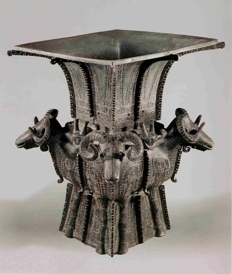 是商朝晚期青铜礼器,祭祀用品