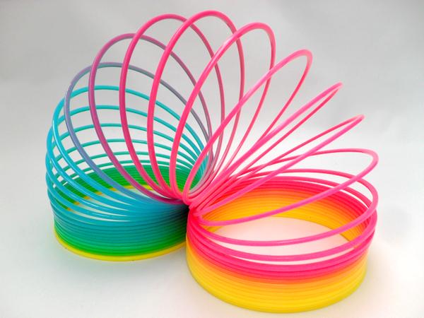 彩圈塑料弹簧圈怀旧玩具 拉环大号魔力彩虹圈 幼儿园早教益智玩具
