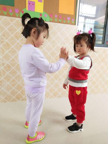 蔡语嫣小朋友生日快乐!