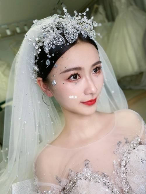 超火的面贴钻新娘妆/我的婚礼跟妆_婚礼_新娘妆_贴钻