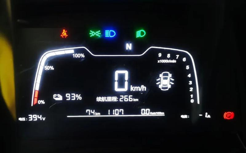 小灵狗出行在海南为何选择雷诺e诺和哪吒01_搜狐汽车_搜狐网