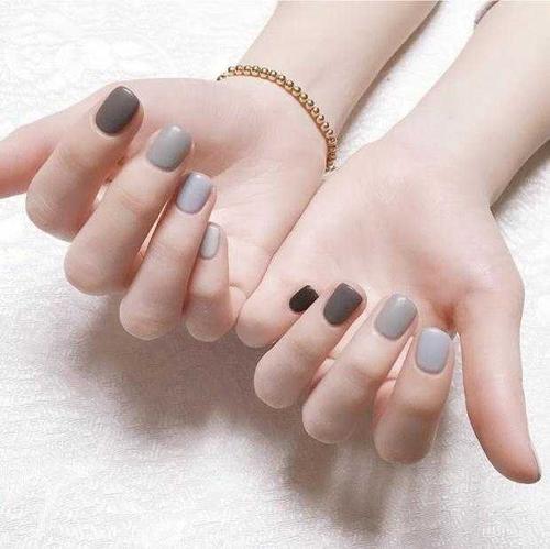 明星纯色美甲图片