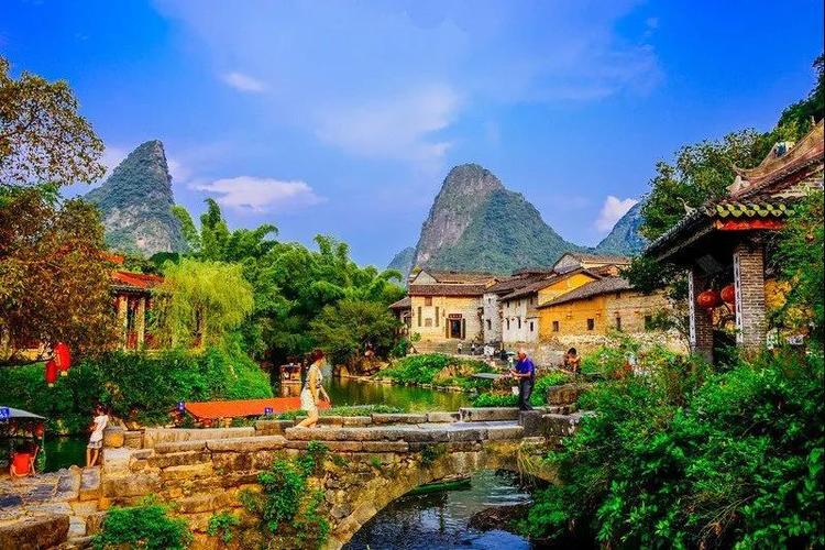 浪漫黄姚恭城月柿节漫步黄姚古镇东谭岭日出汽车两日游