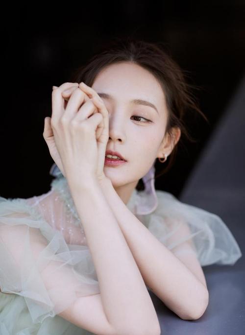 李一桐太美了!