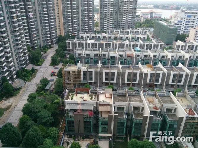 誉港湾106㎡3房精装,送家私电器,拎包入住,视野非常好