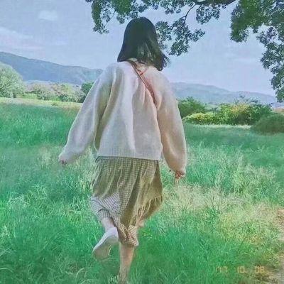 短发美女头像背影图片气质你所经历的一定不会是毫无意义的