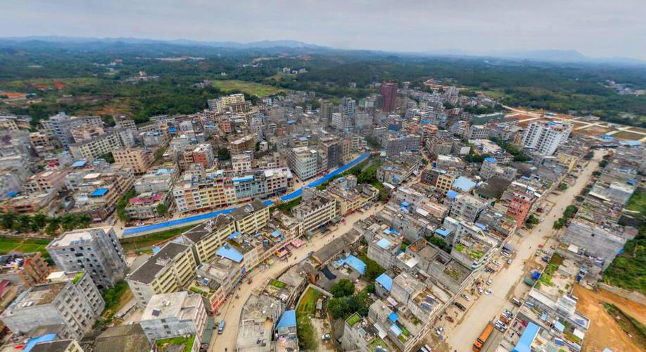 广西玉林陆川县一个镇,区位独特,跨过一条街就到了广东省