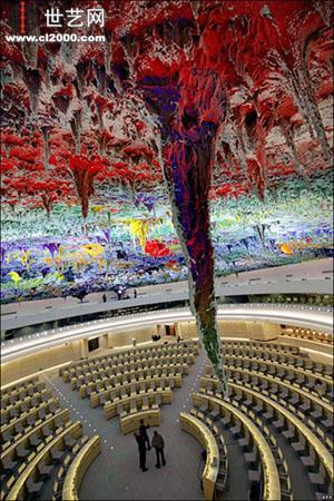 联合国耗巨资受争议天顶壁画亮相