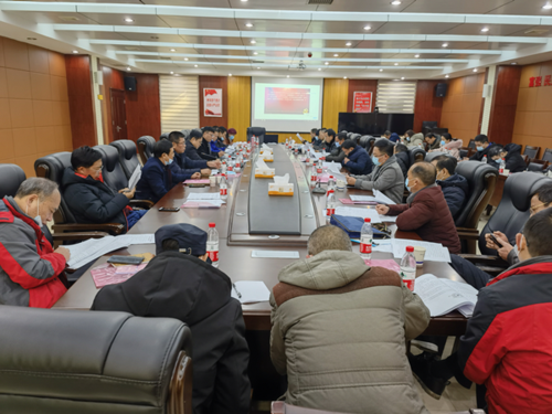 会上,叶善锦宣读了弘湘国投集团公司党委的任命决定,尤永进同志任衡阳