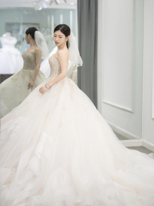 婚纱礼服图片大全2019