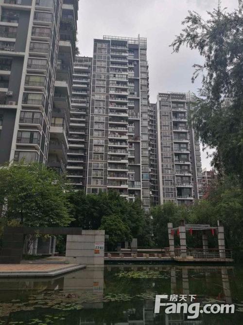 千灯湖保利花园 毛坯中空复试 300方实用面积 极少放盘