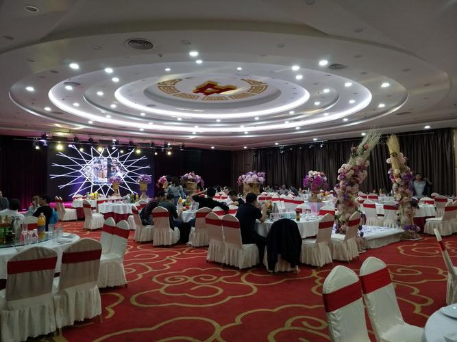 黄河京都大酒店 承接各式宴会 婚宴,生日宴,寿宴 预订