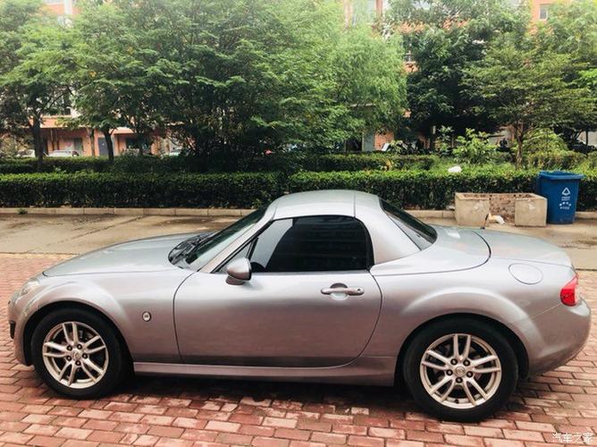 出马自达mx5nc