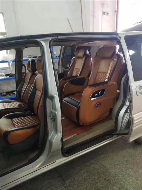 别克gl8改装价格表 别克gl8老款陆尊改装效果图