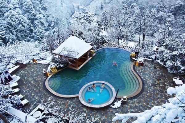 看了峨眉山温泉酒店大全,你是不是对峨眉山主要的温泉有了一个初步的