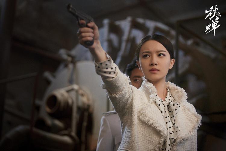 梁婧娴饰演薛萍