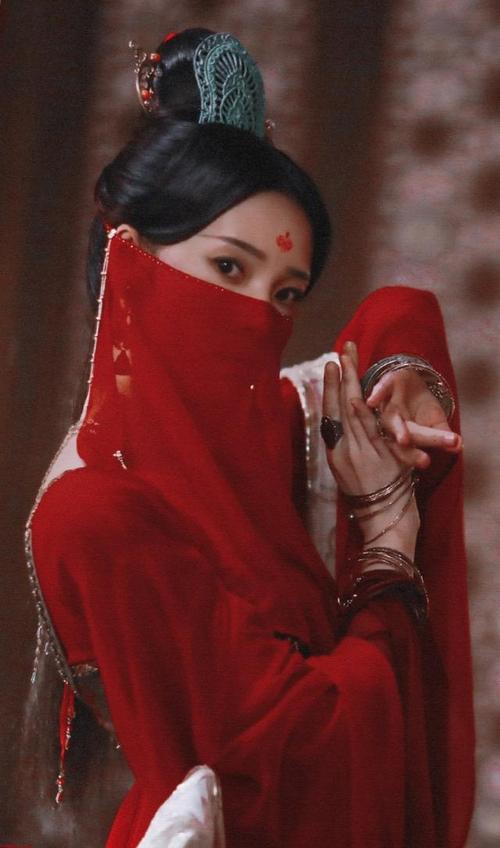 陈瑶最新古装剧,红衣跳舞妖娆而又灵动,异域风情十足